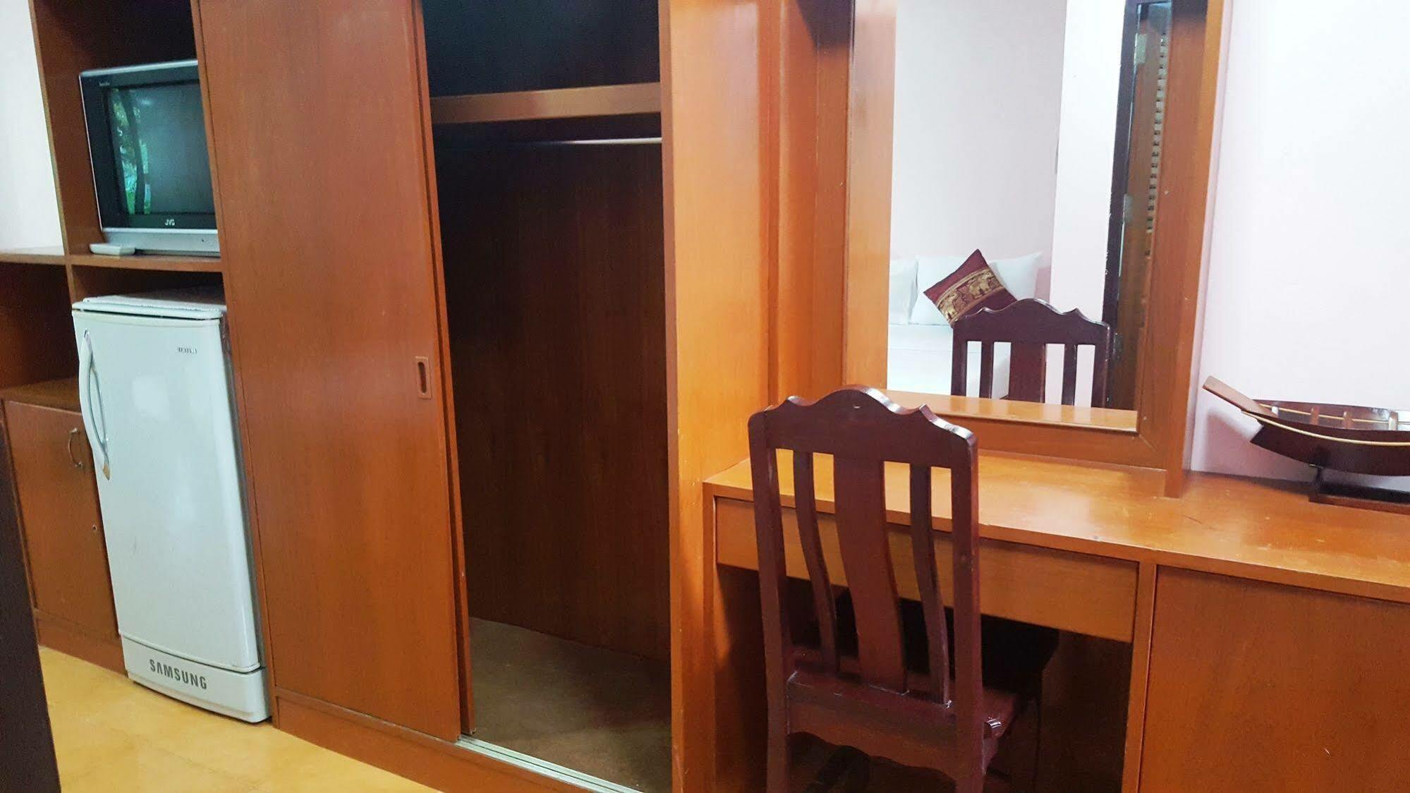Coconut House Chaweng Hotel Koh Samui Buitenkant foto